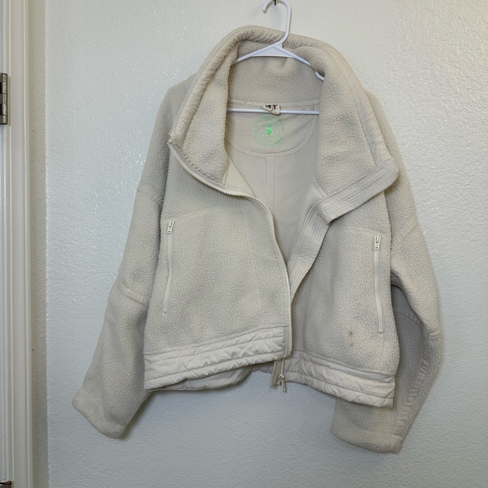 WOMENS FREE PEOPLE MOVEMENT SHERPA ZIP UP JACKET (M)